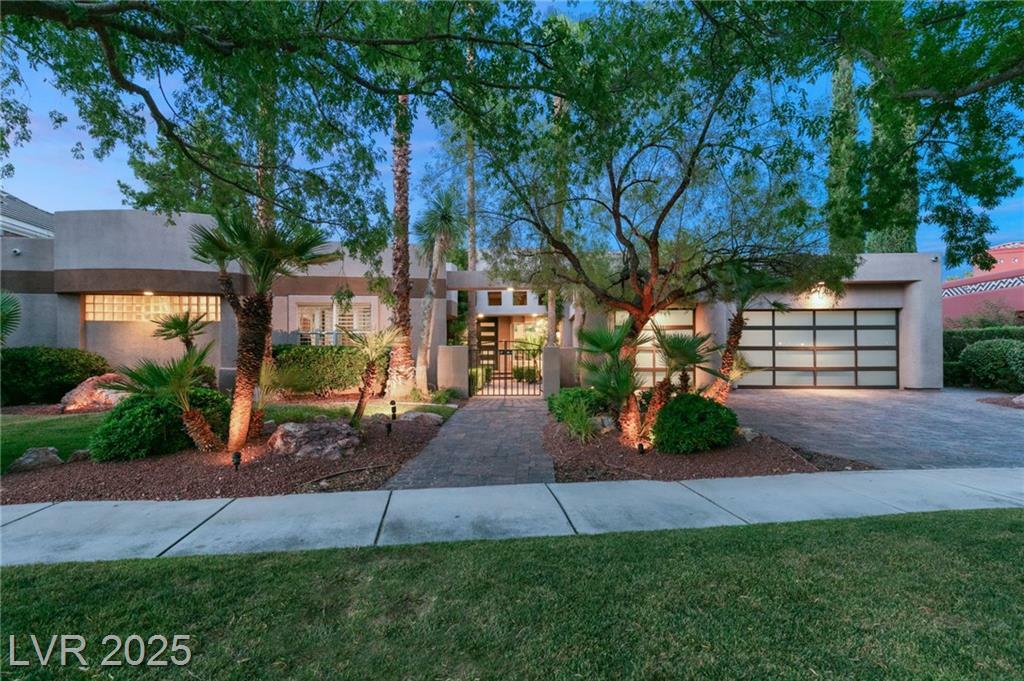 Property Photo: 9113 Golden Eagle Drive NV 89134