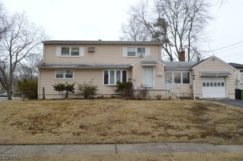 Property Photo:  81 Alden Rd  NJ 07652 