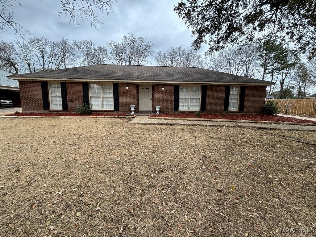 Property Photo:  3255 Lancaster Lane  AL 36106 