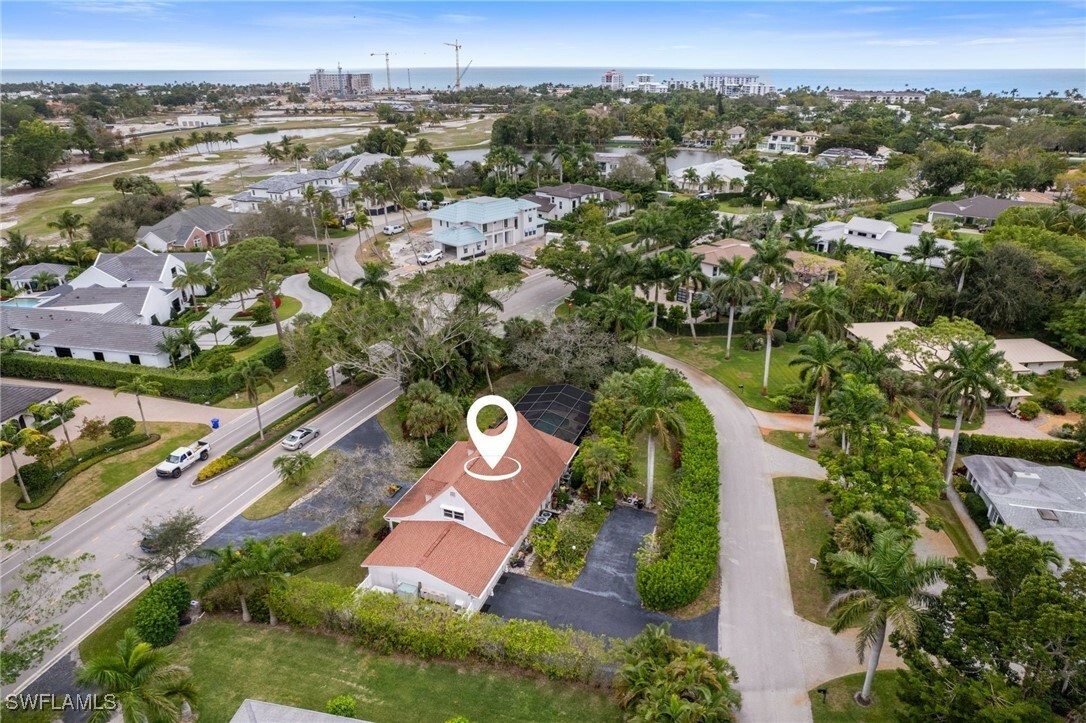 711 Banyan Boulevard  Naples FL 34102 photo