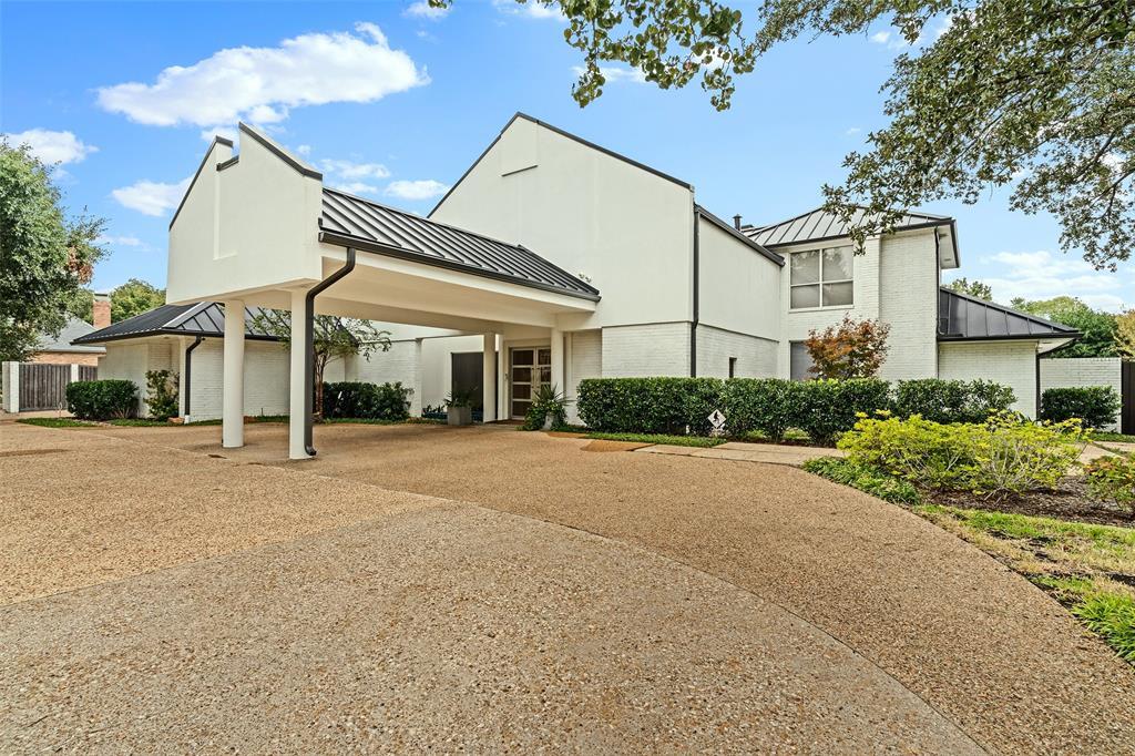 Property Photo: 6018 Rose Grove Court TX 75248