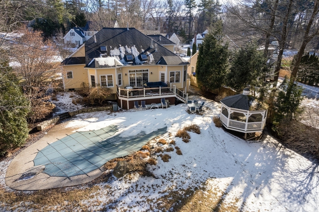 Property Photo:  19 Green Way  MA 01778 