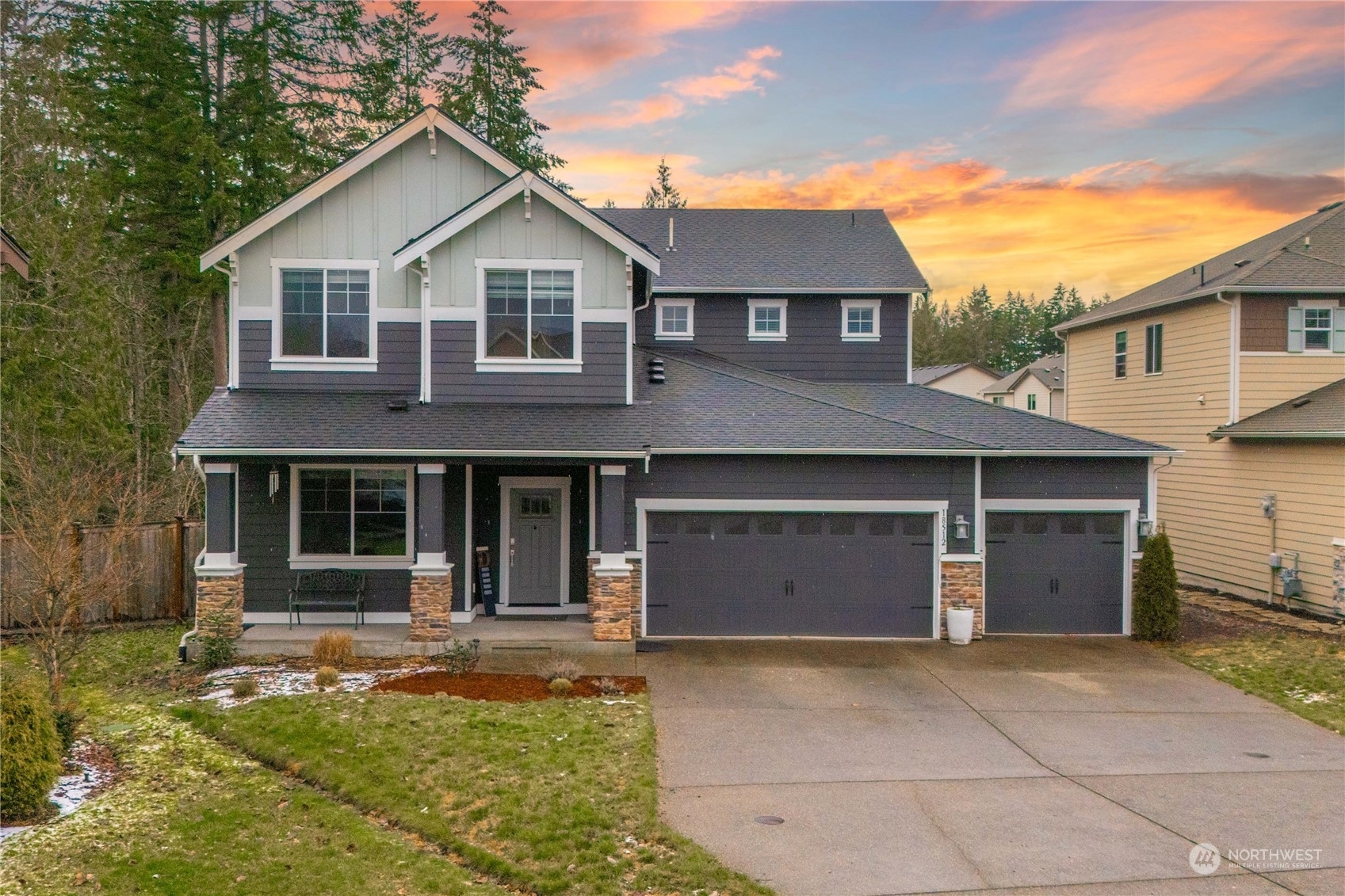 Property Photo: 18512 128th Avenue E WA 98374