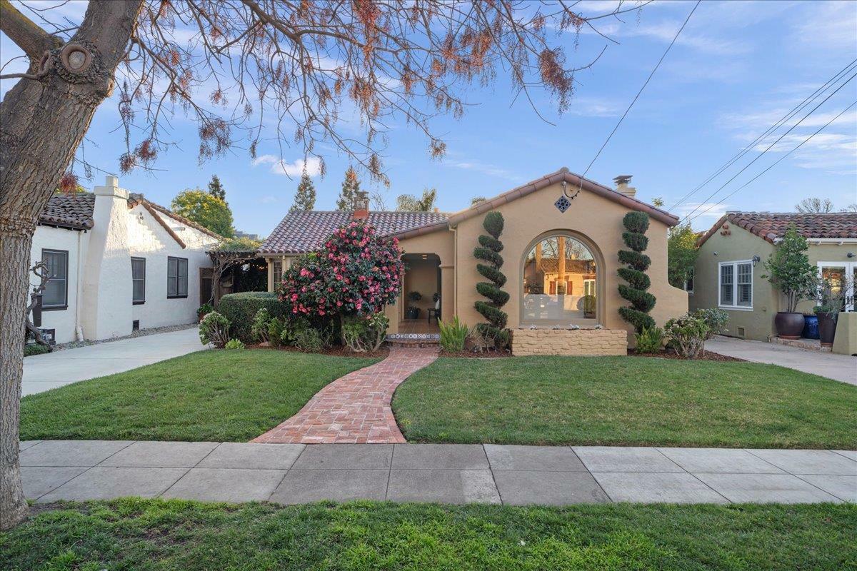 Property Photo:  1085 Merle Avenue  CA 95125 