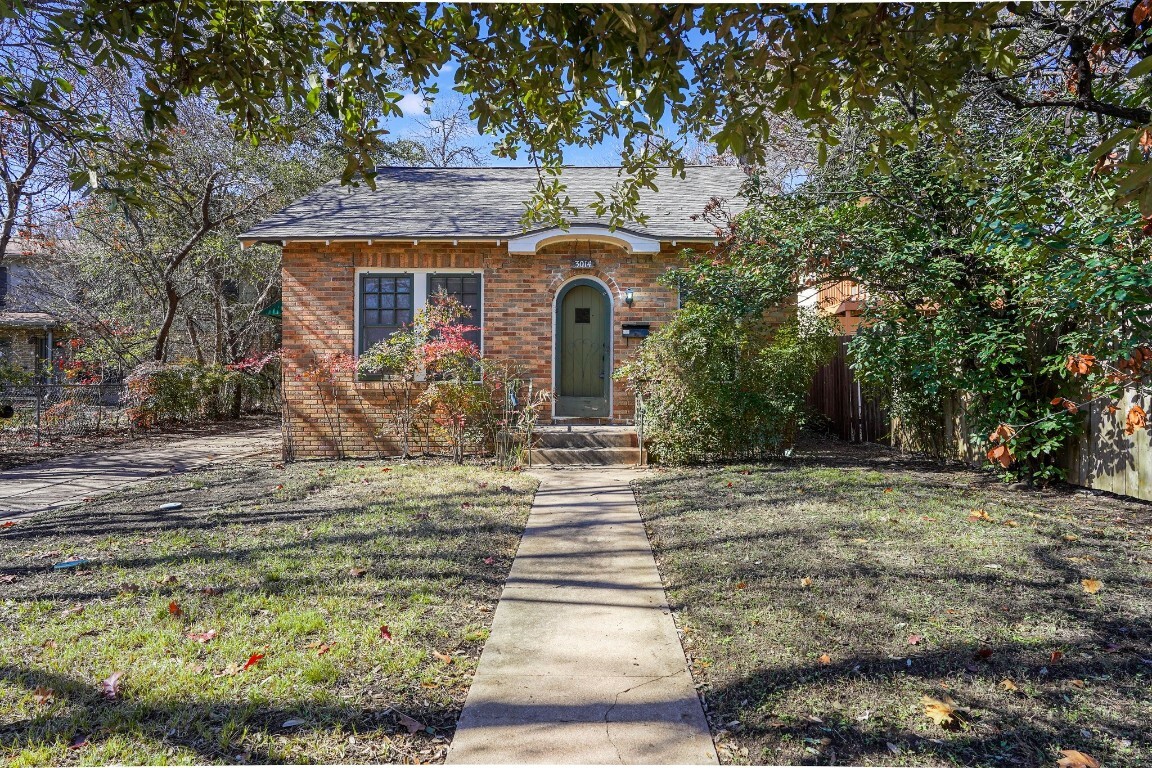 Property Photo:  3014 Hemphill Park  TX 78705 