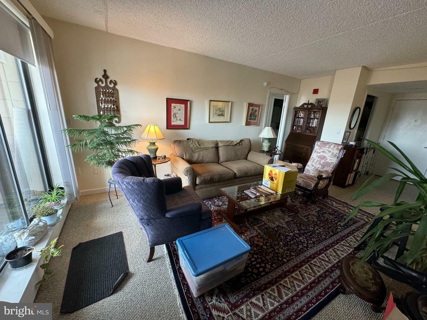 Property Photo:  200-10 Lombard Street 10 615  PA 19147 