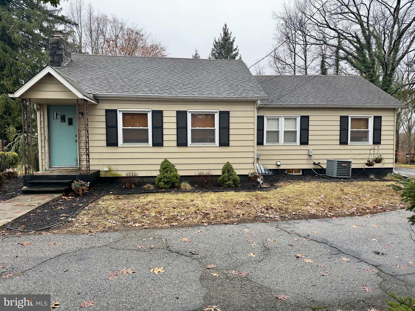 Property Photo:  104 Laurel Heights Drive  NJ 08302 