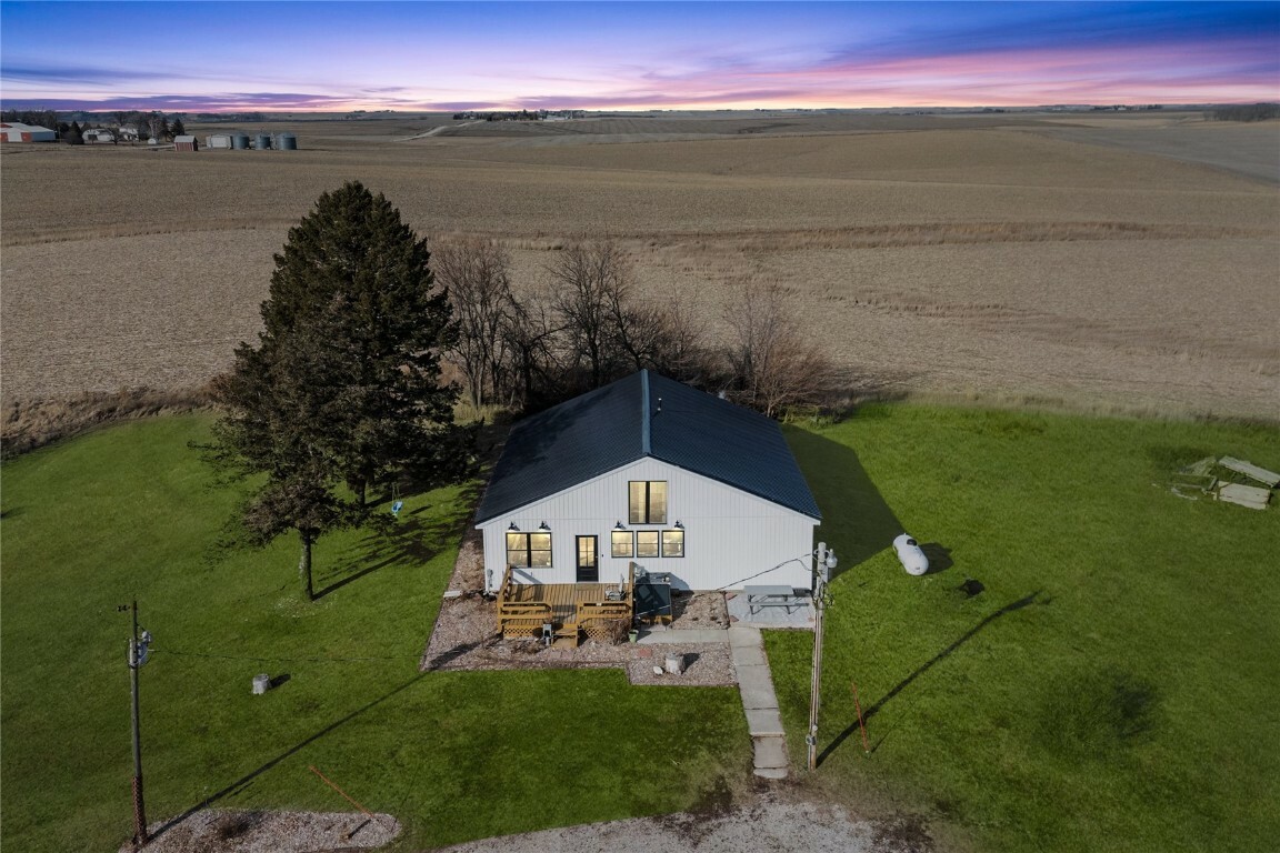 Property Photo: 5580 11th Avenue IA 52224