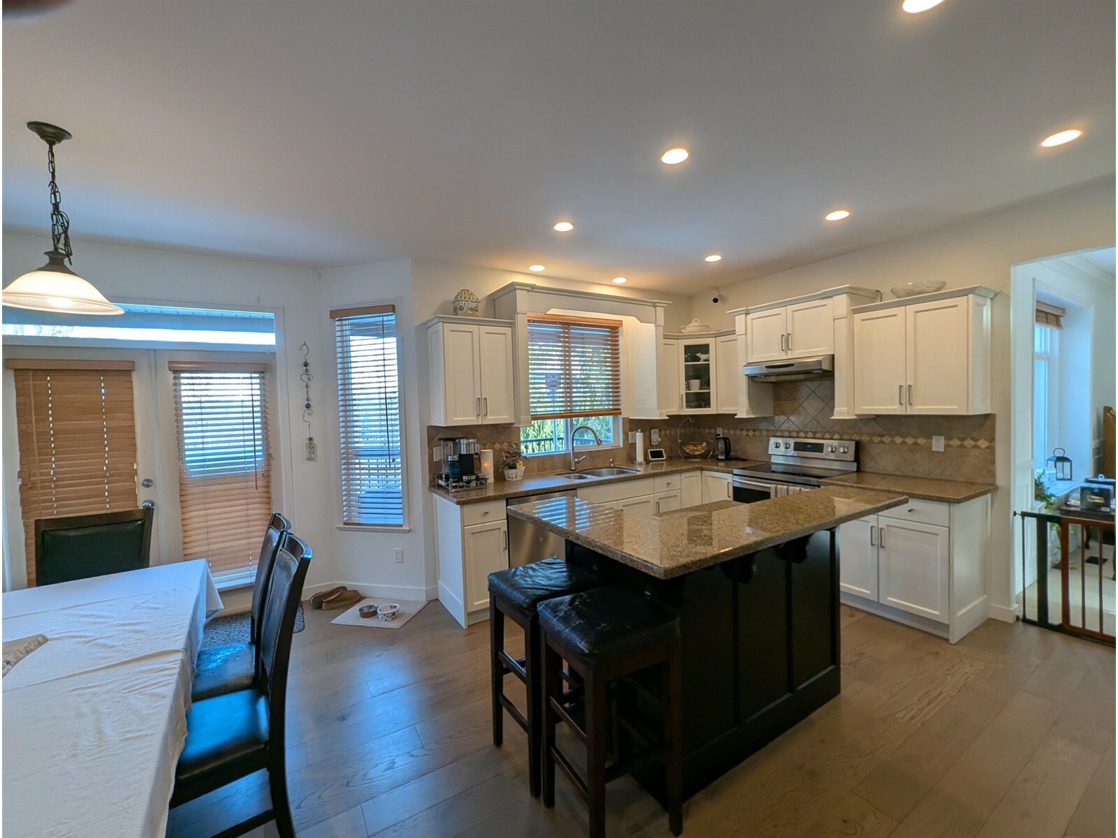 Property Photo: 11082 168 BC V4N 5G6