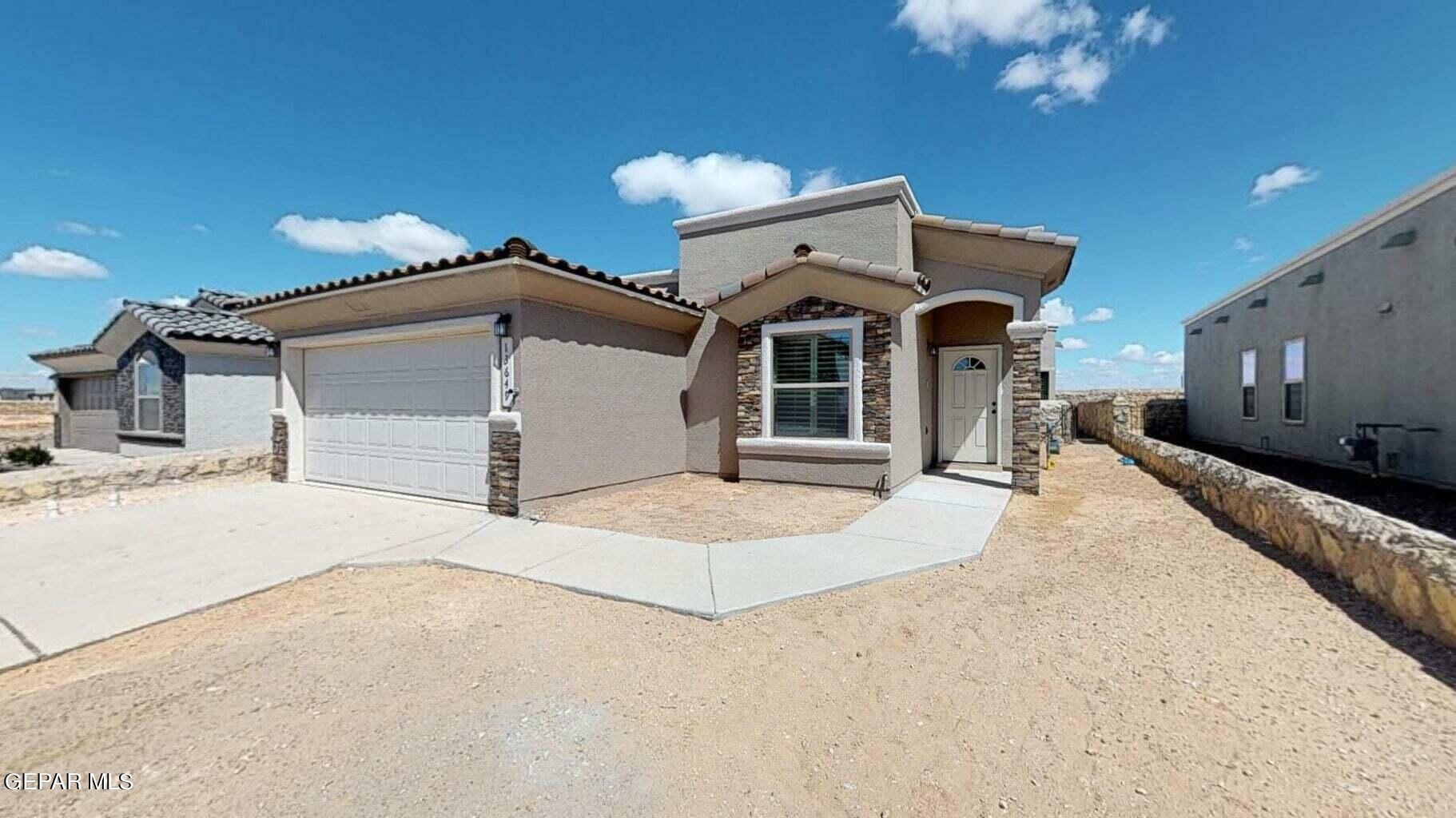 Property Photo: 909 Raegil Street TX 79928