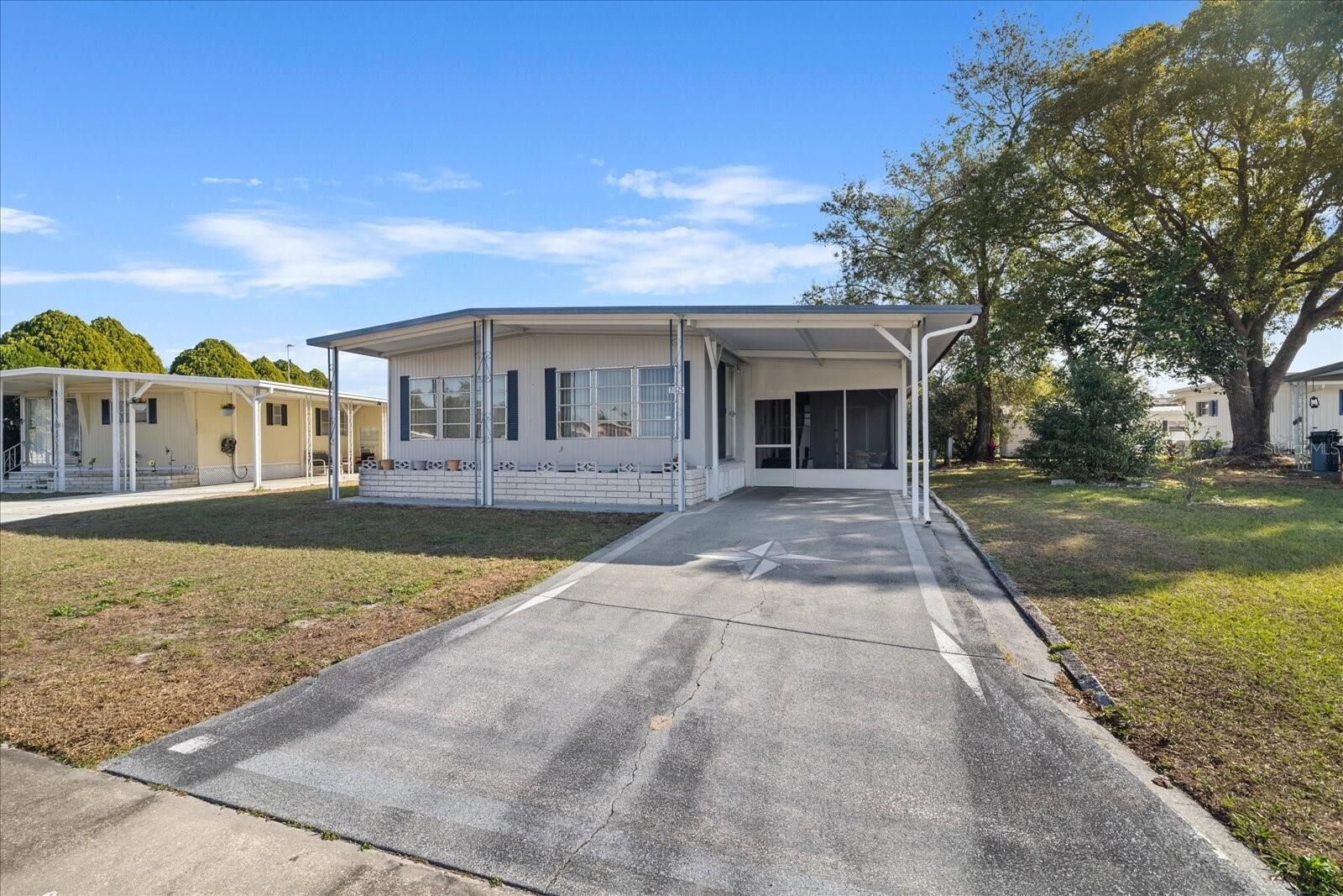 Property Photo:  38525 Willoughby Drive  FL 33540 