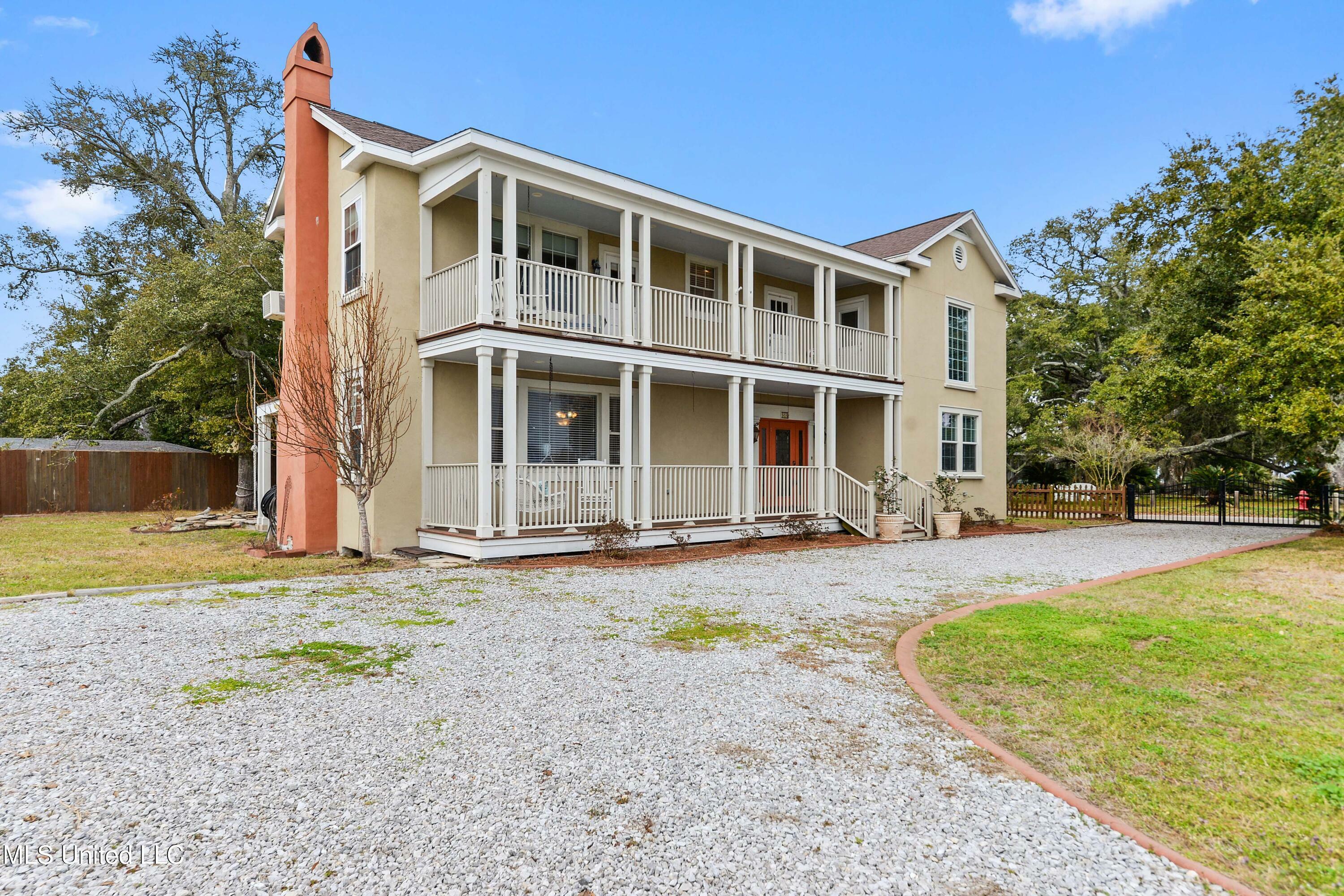 Property Photo:  510 N Beach Boulevard  MS 39520 