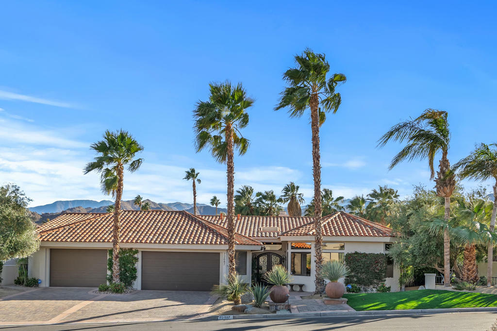 Property Photo: 72687 Spyglass Lane CA 92260
