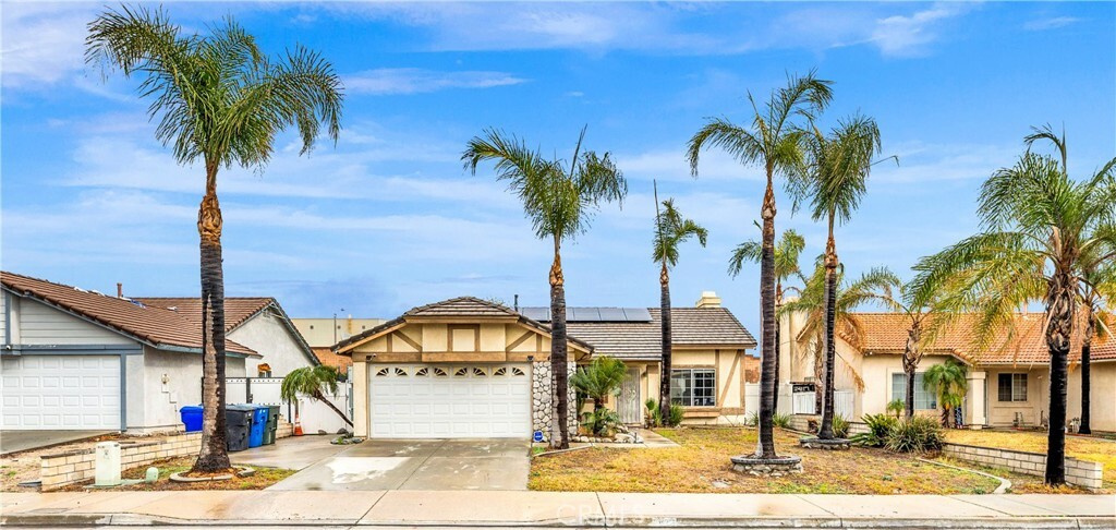 Property Photo:  4823 Jadestone Avenue  CA 92407 