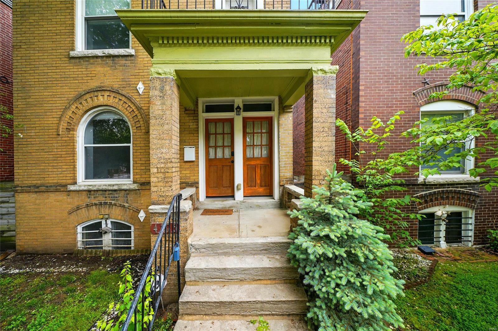 Property Photo: 4175 Russell Boulevard MO 63110