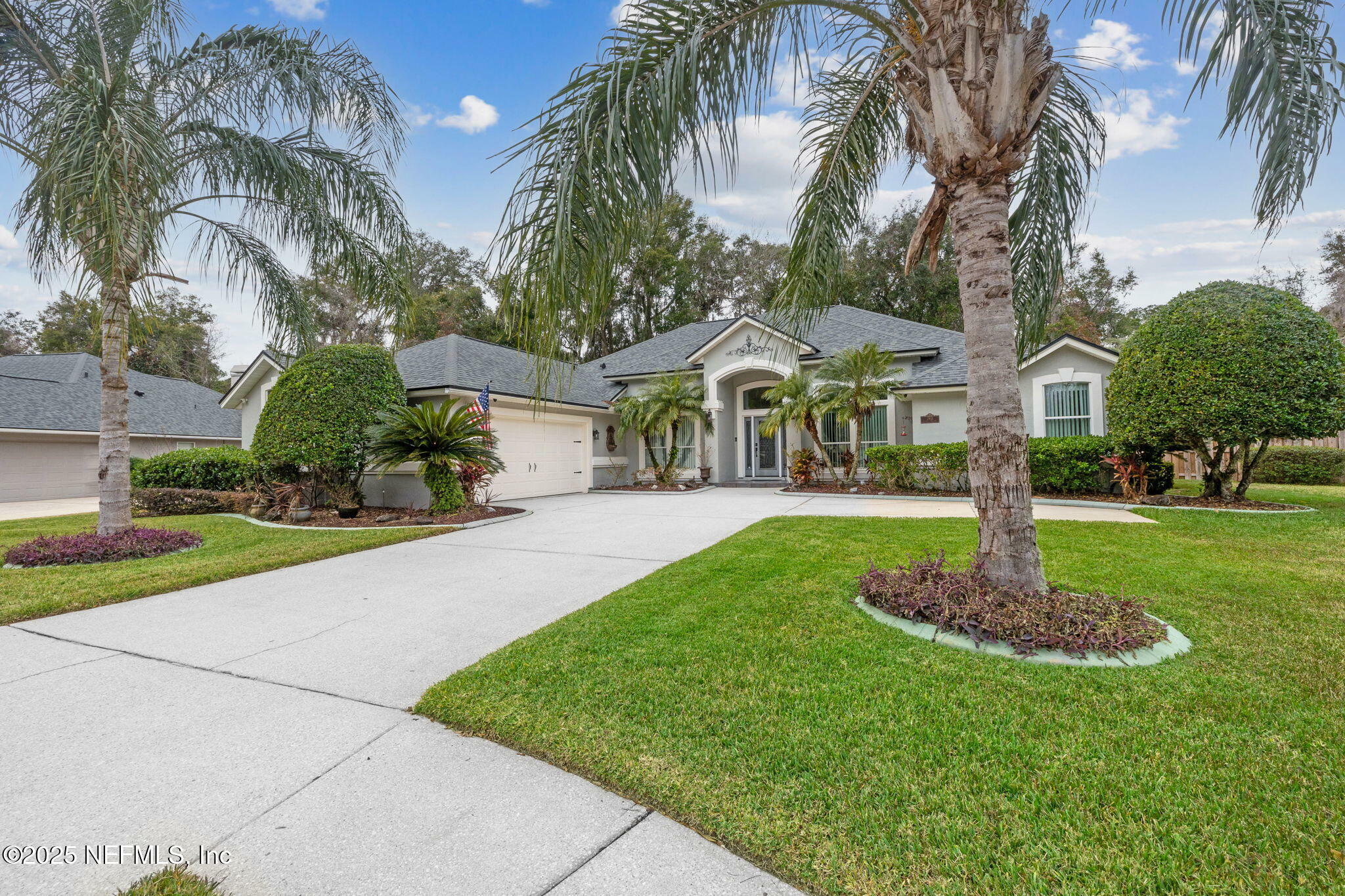 Property Photo:  2903 Grande Oaks Way  FL 32003 