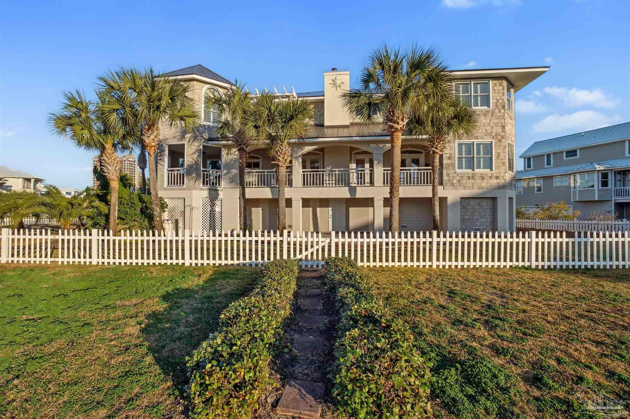 Property Photo:  12 Seashore Dr  FL 32561 