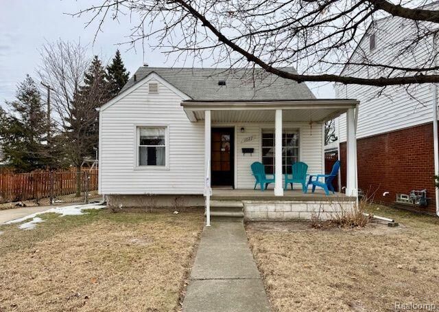 Property Photo: 1627 Ferris Avenue MI 48146