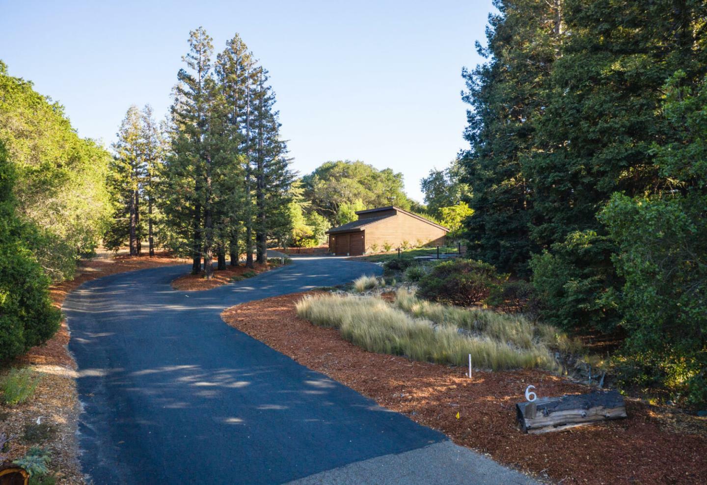 Property Photo:  6 Arastradero Road  CA 94028 