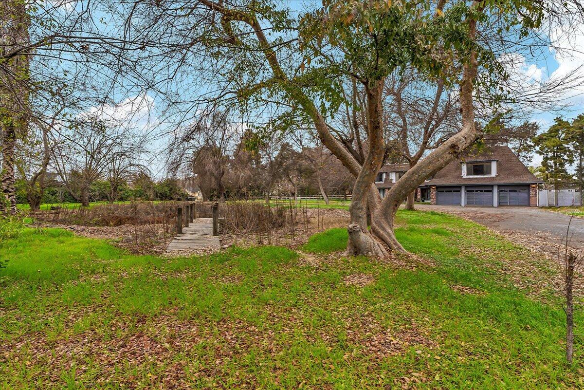 Property Photo:  4448 W Ferguson Avenue  CA 93291 