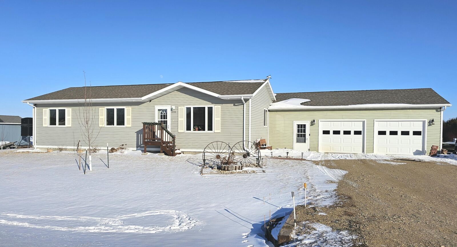 Property Photo:  3108 N Cyprus St  SD 57401 