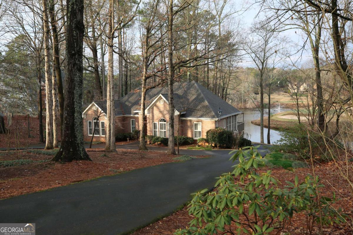Property Photo: 3711 Club Drive NW GA 30144