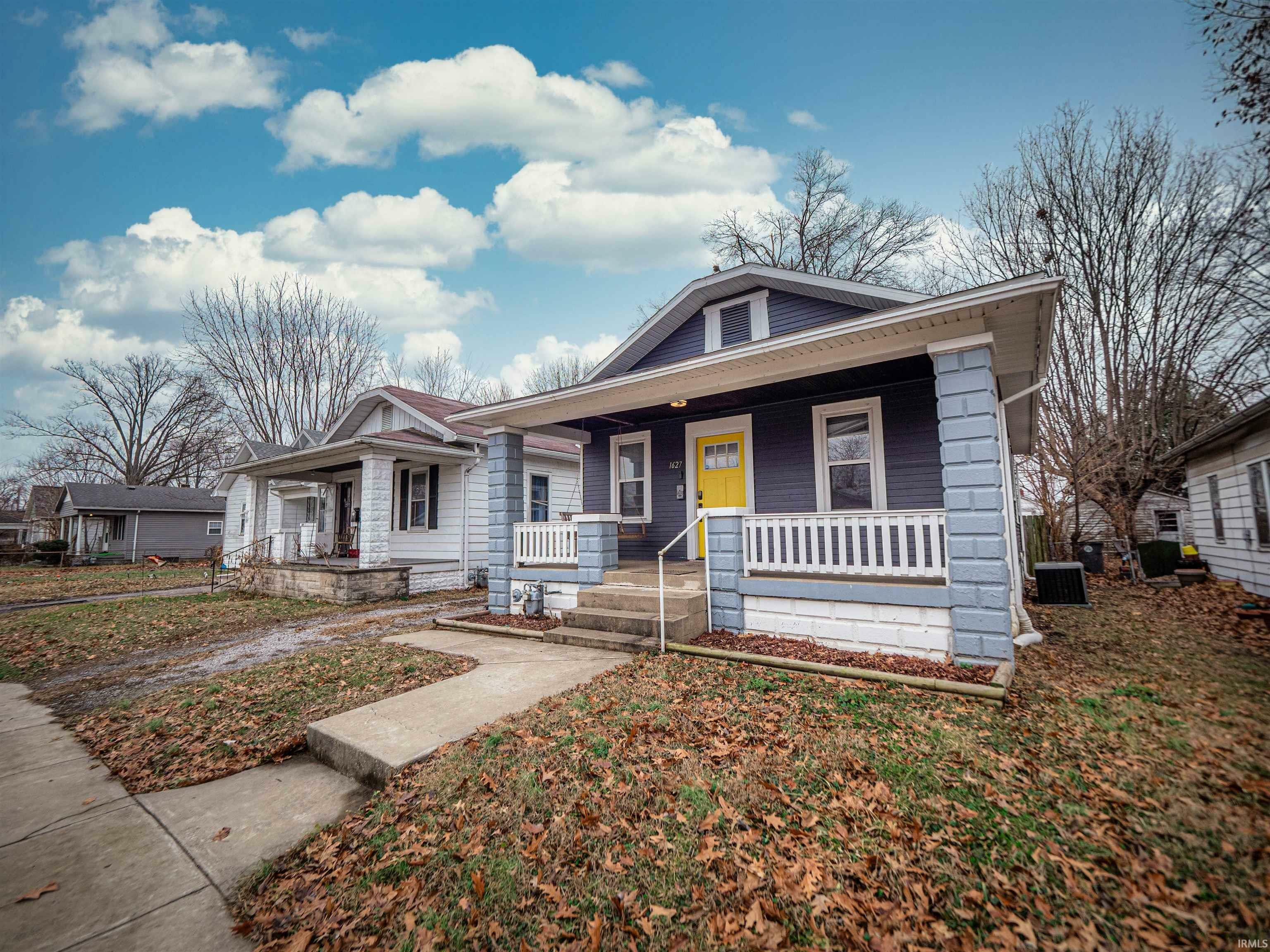 Property Photo:  1627 E Indiana Street  IN 47711 