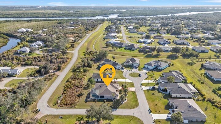 Property Photo:  295 Porto Alegre Street  FL 33983 
