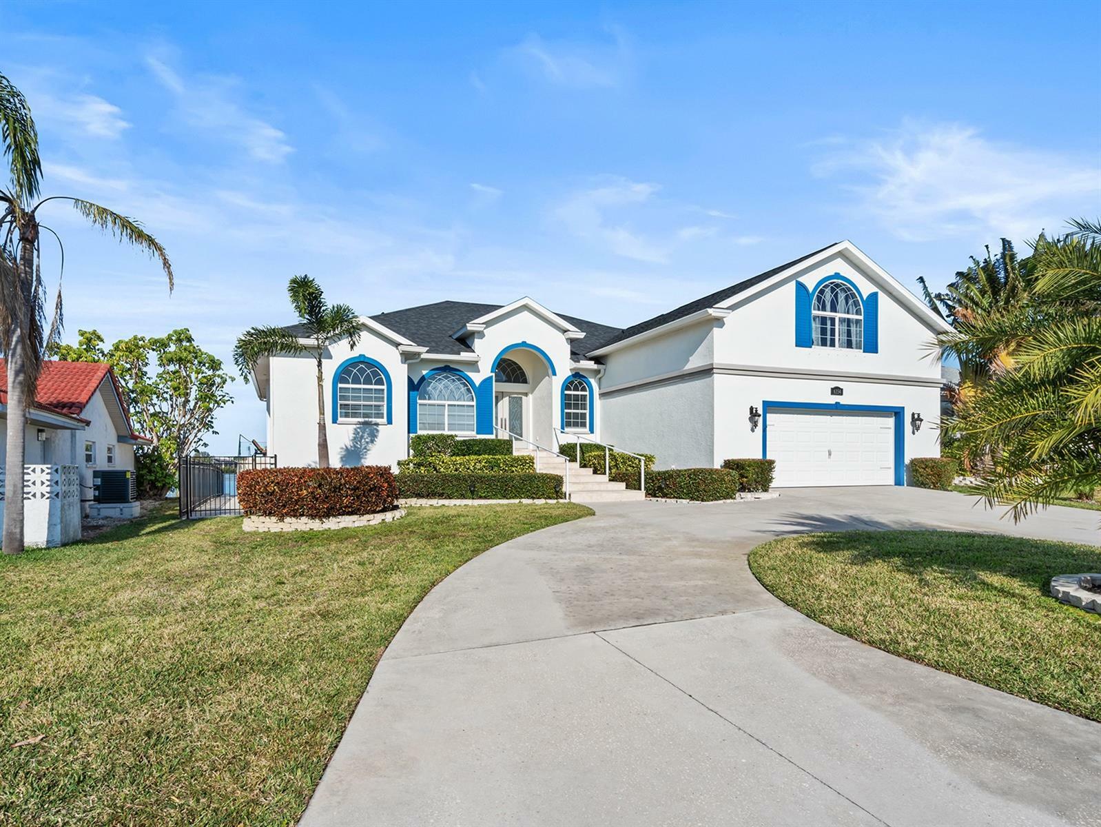 Property Photo:  6354 Cocoa Lane  FL 33572 