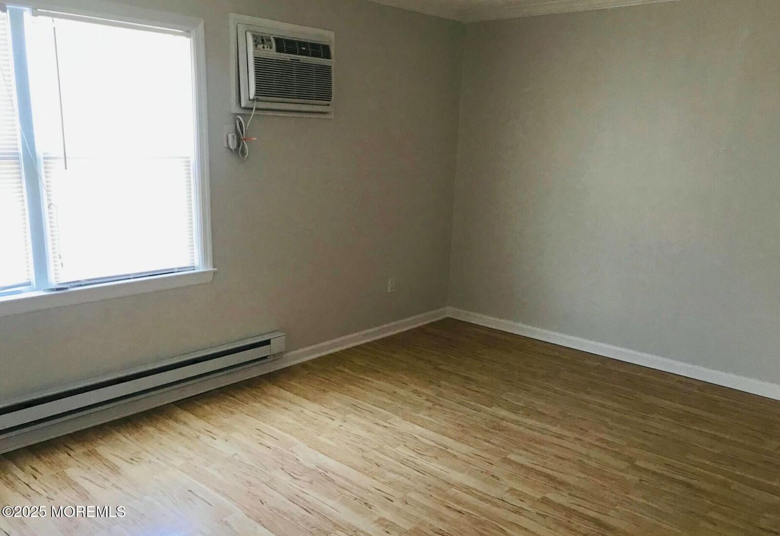 Property Photo:  320 Maryland Avenue  NJ 08742 
