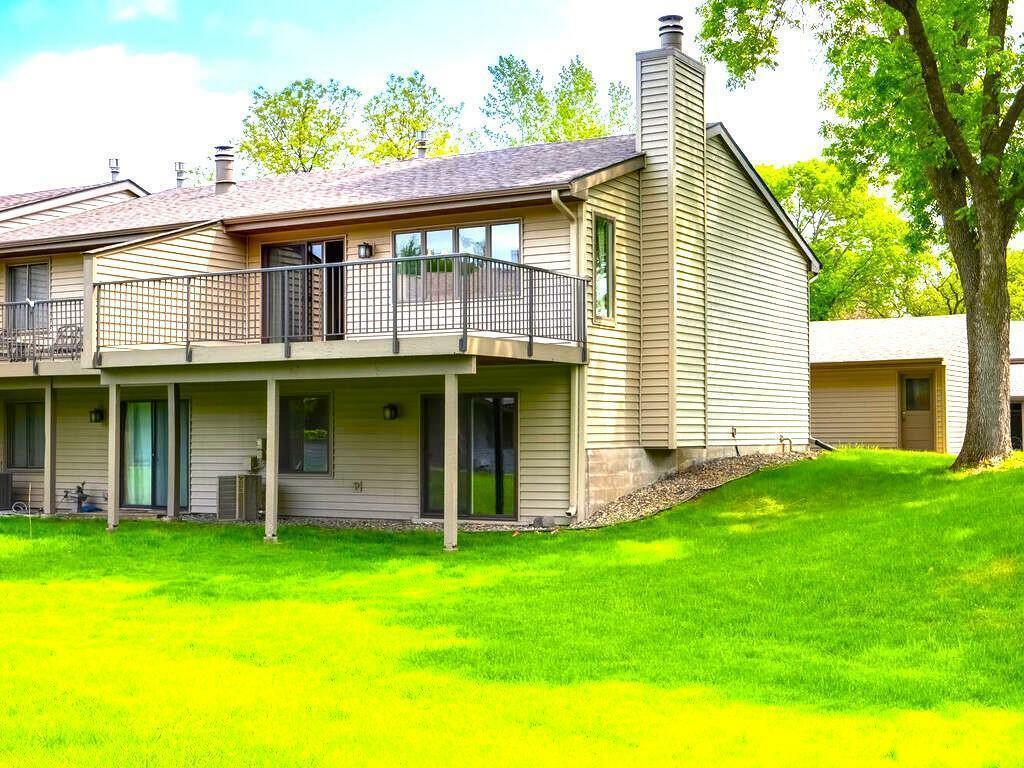 Property Photo:  1348 Arden View Drive  MN 55112 