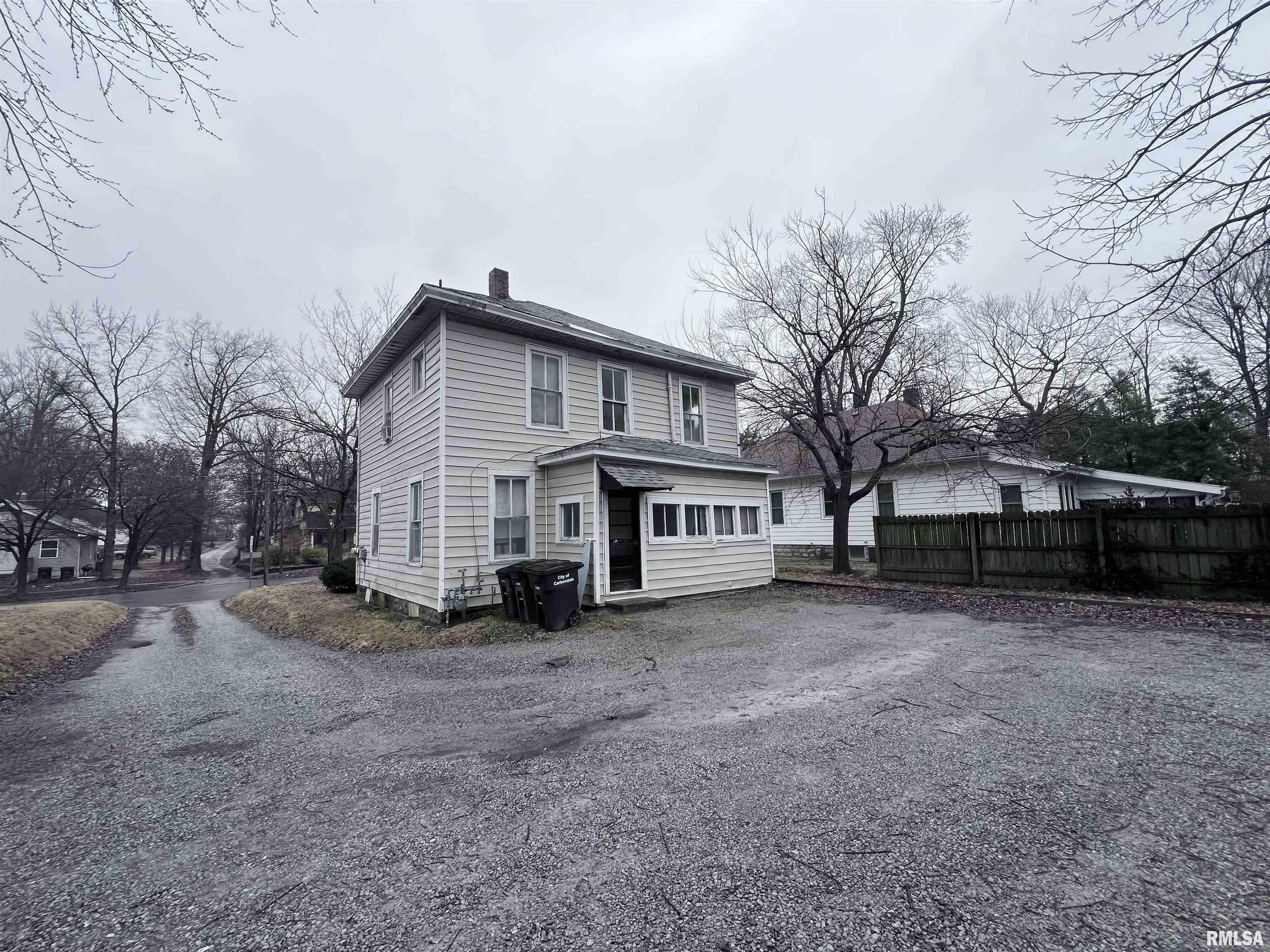 Property Photo: 611 W Walnut Street IL 62901