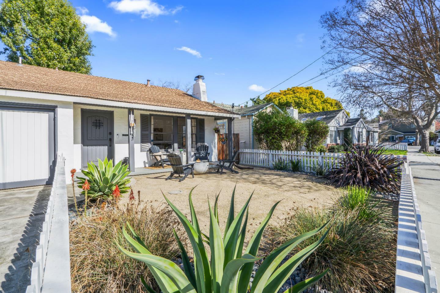 Property Photo:  1112 Delno Avenue  CA 95126 