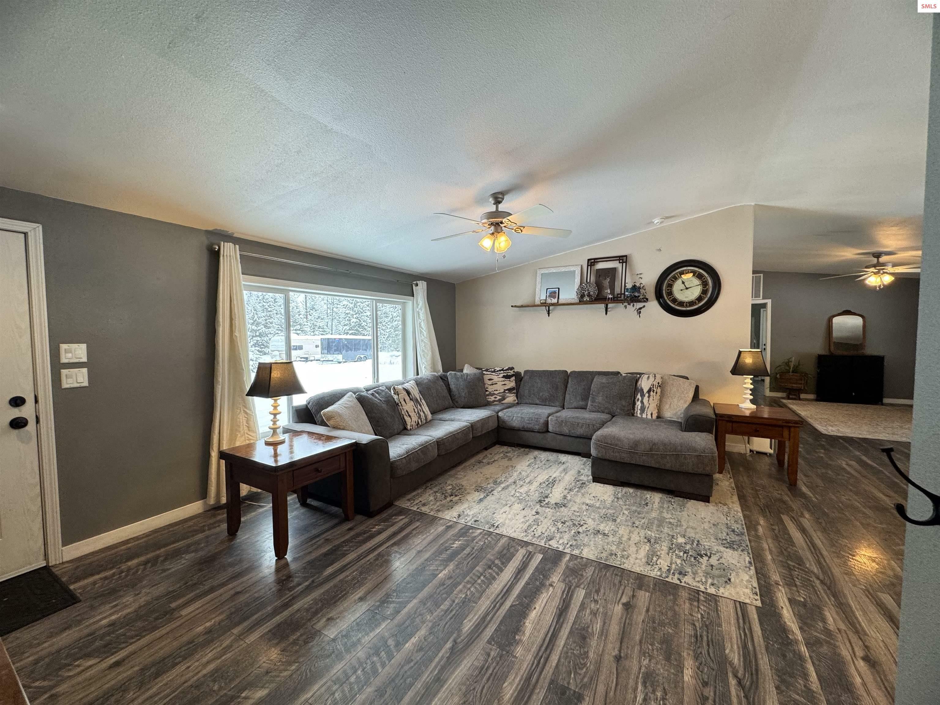 Property Photo: 4062 &Amp 4058 W Seasons Rd ID 83858