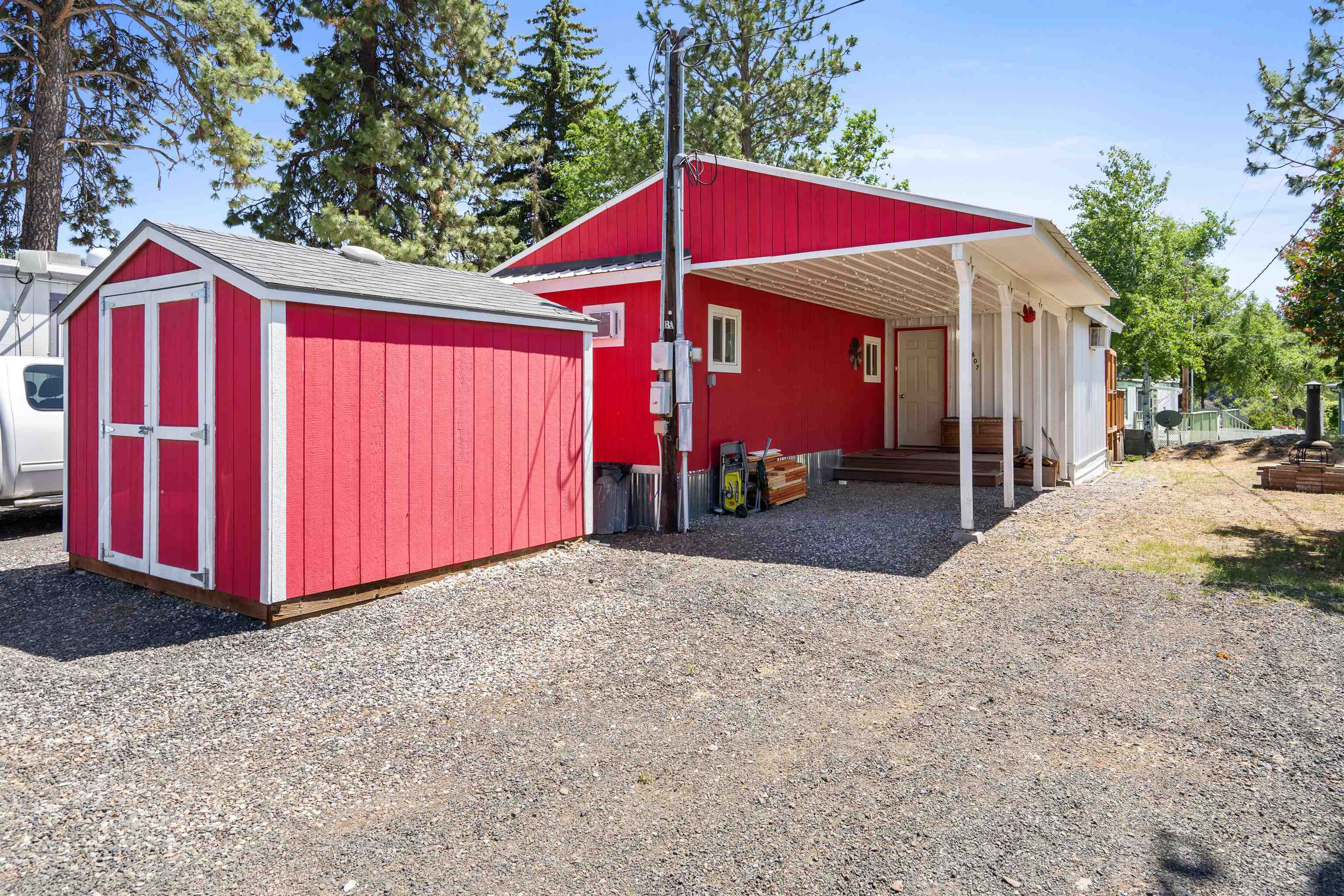 Property Photo:  33815 S Caramel Ln  WA 99004 