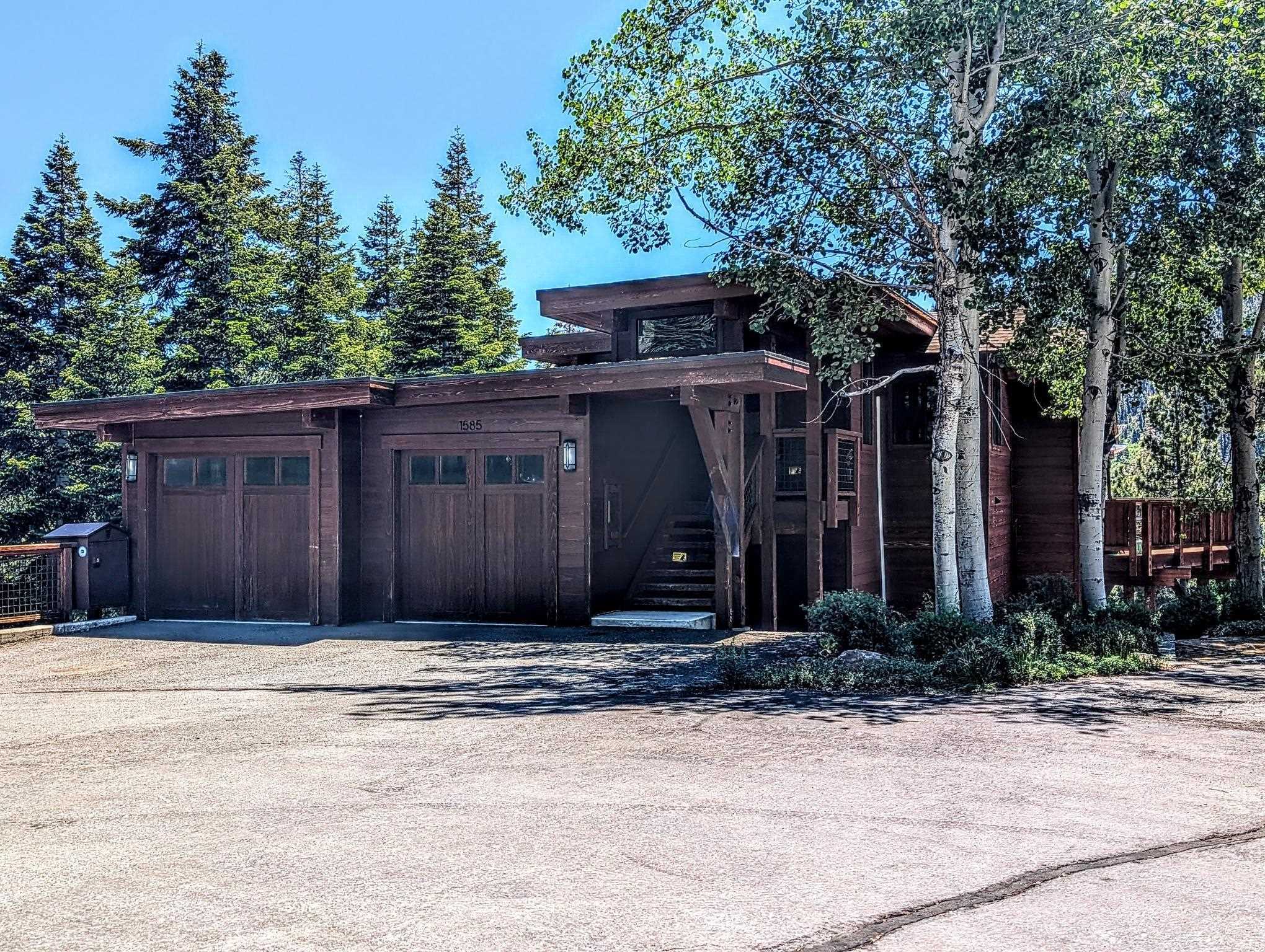 Property Photo:  1585 Zurs Court  CA 96146 