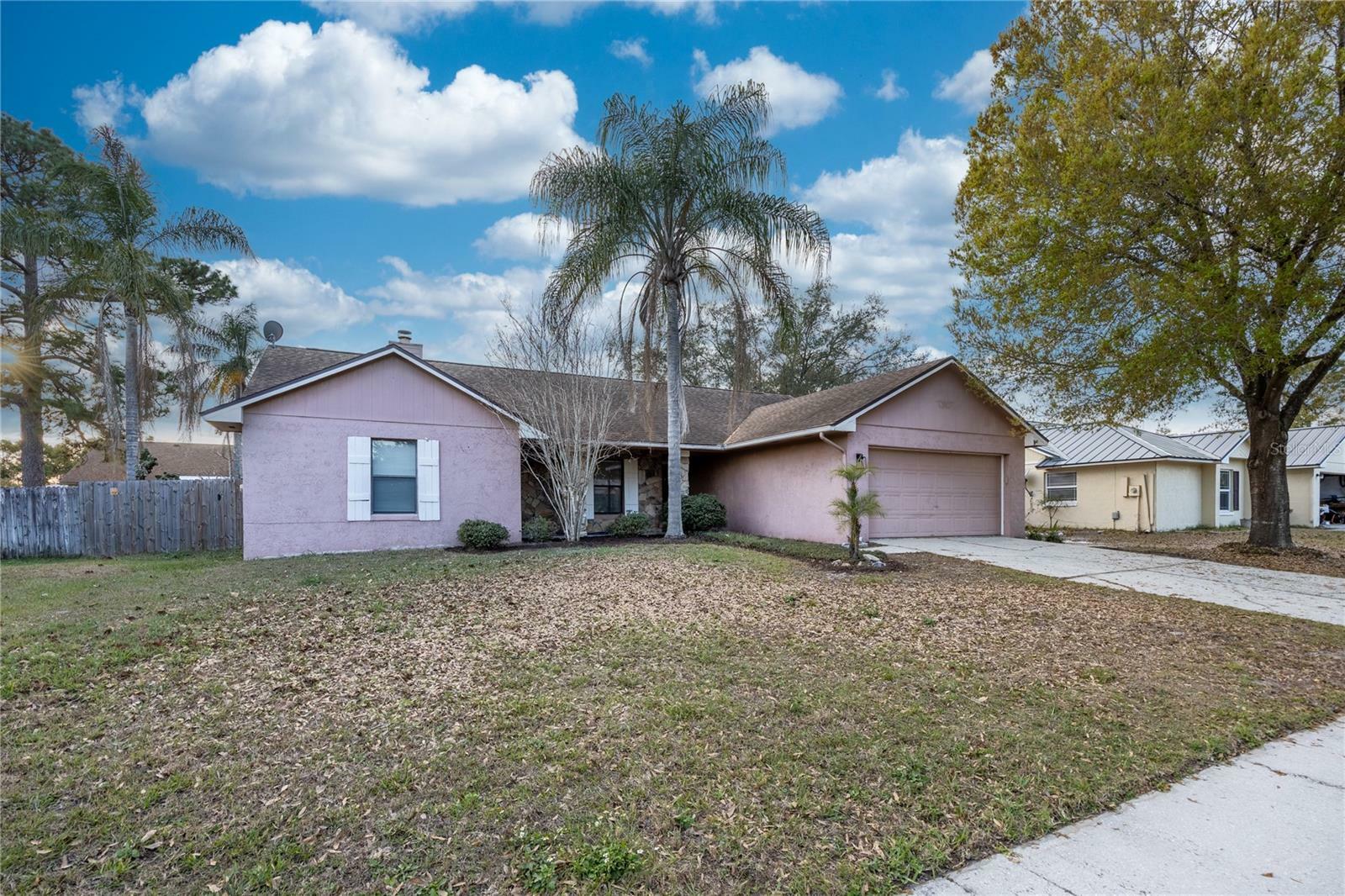 Property Photo:  1006 Albamonte Court  FL 32765 