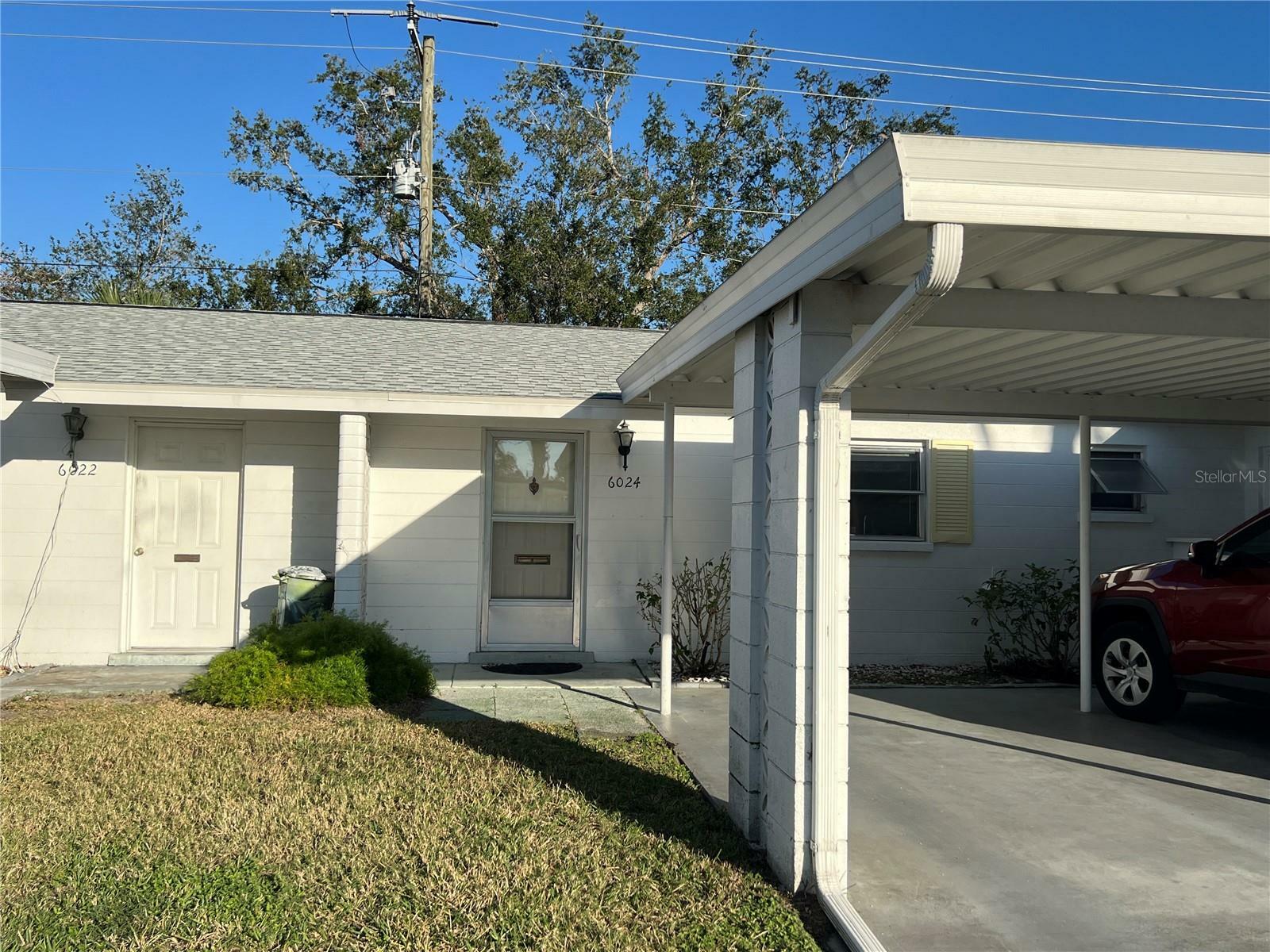 Property Photo:  6024 Arlene Way  FL 34207 