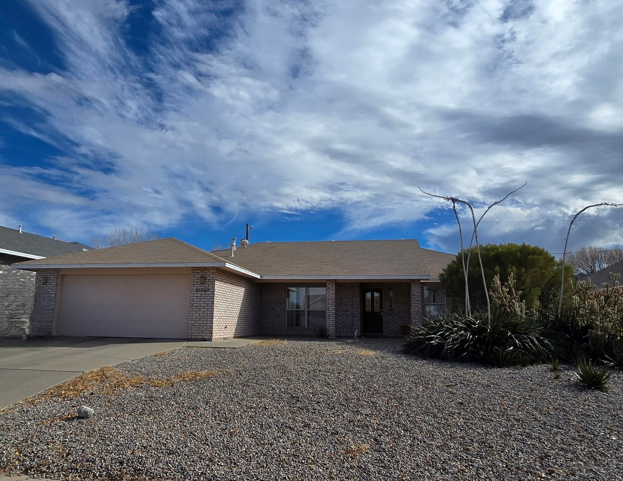 Property Photo: 3628 Driftwood Ave NM 88310