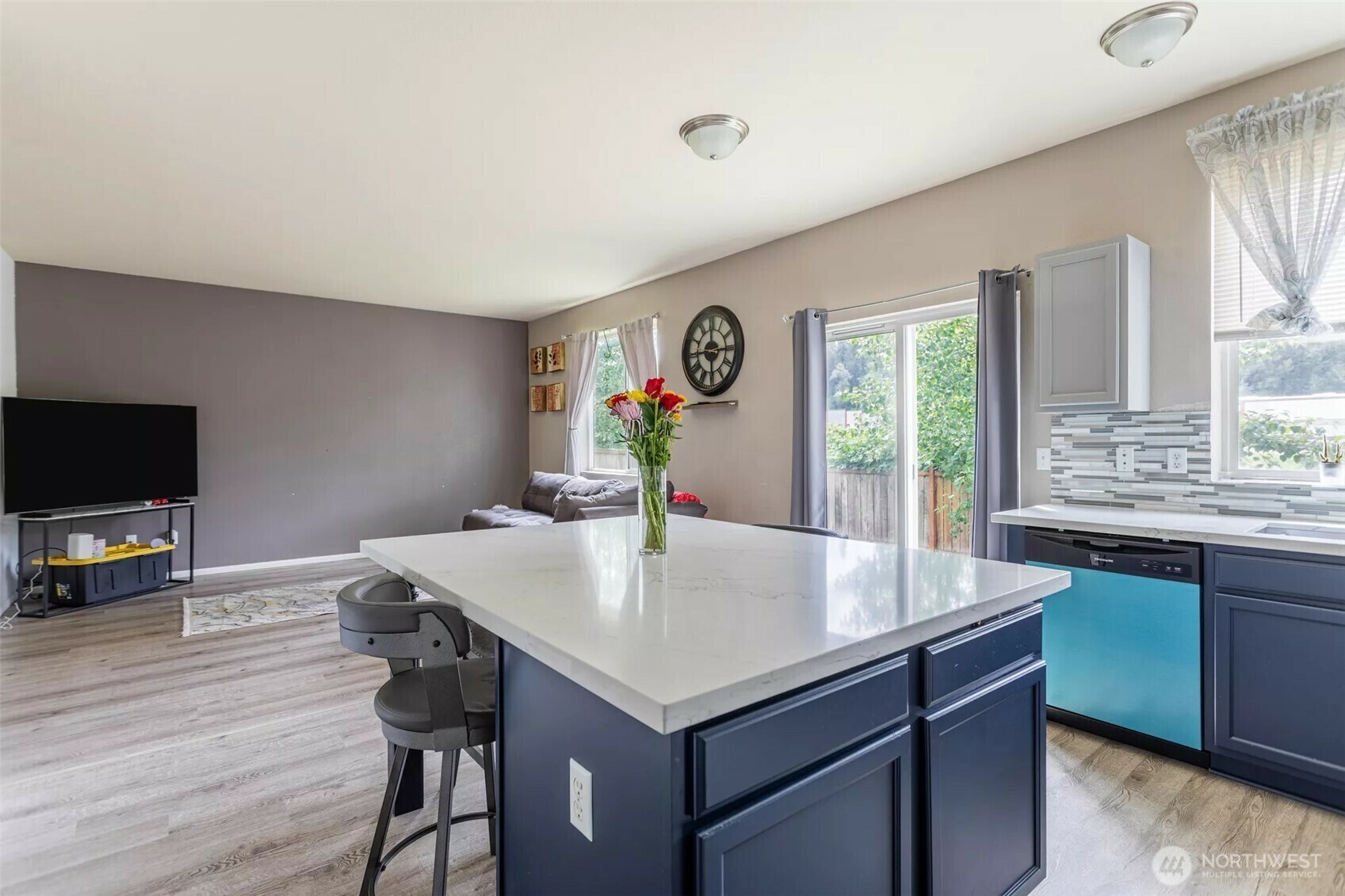 Property Photo: 570 Beaver Boulevard A WA 98047