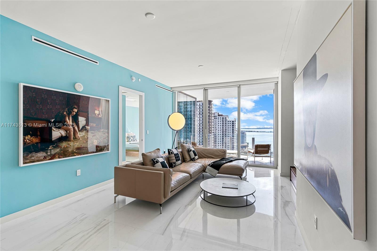 Property Photo:  300 S Biscayne Blvd 2505  FL 33131 