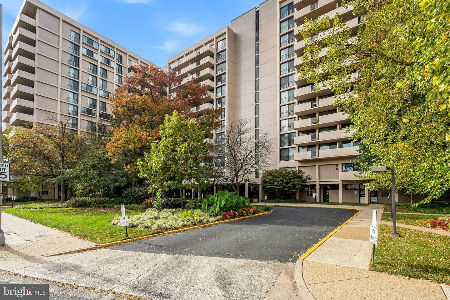 4141 N Henderson Road 314  Arlington VA 22203 photo