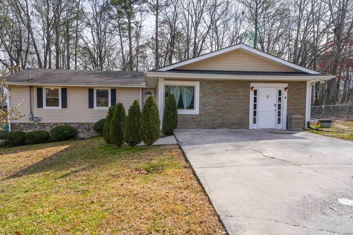 Property Photo: 8011 Starr Drive GA 30721