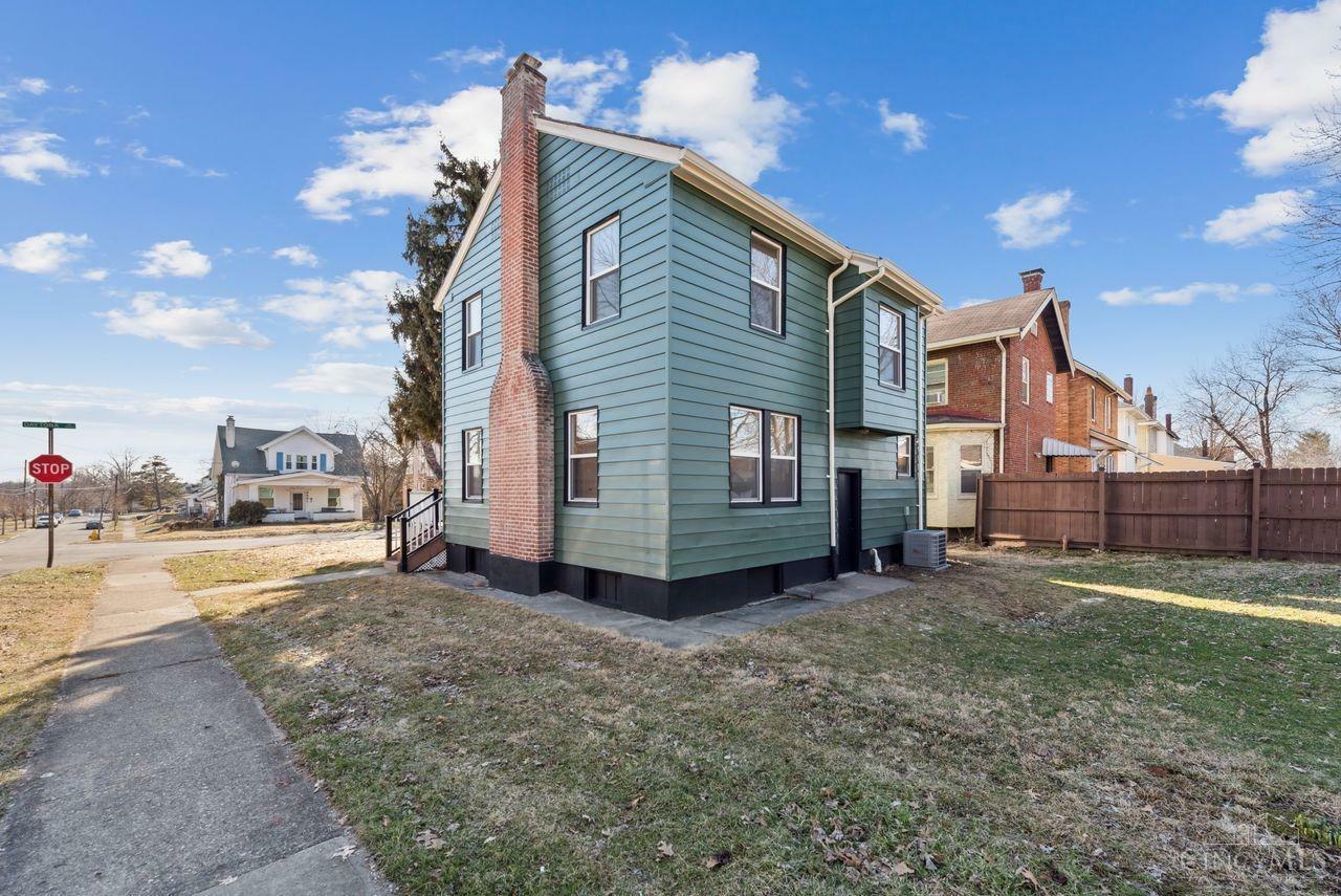 Property Photo:  3500 Daytona Avenue  OH 45211 