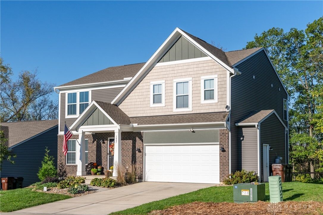 Property Photo: 1667 Arden Bend OH 45324