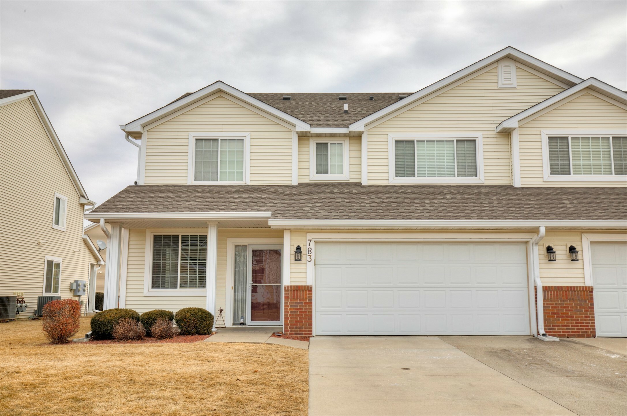 Property Photo:  783 SE Willow Brook Drive  IA 50263 