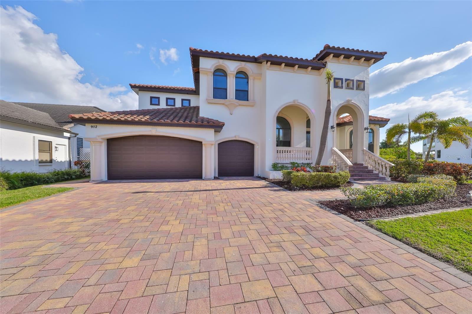 Property Photo:  912 Symphony Beach Lane  FL 33572 