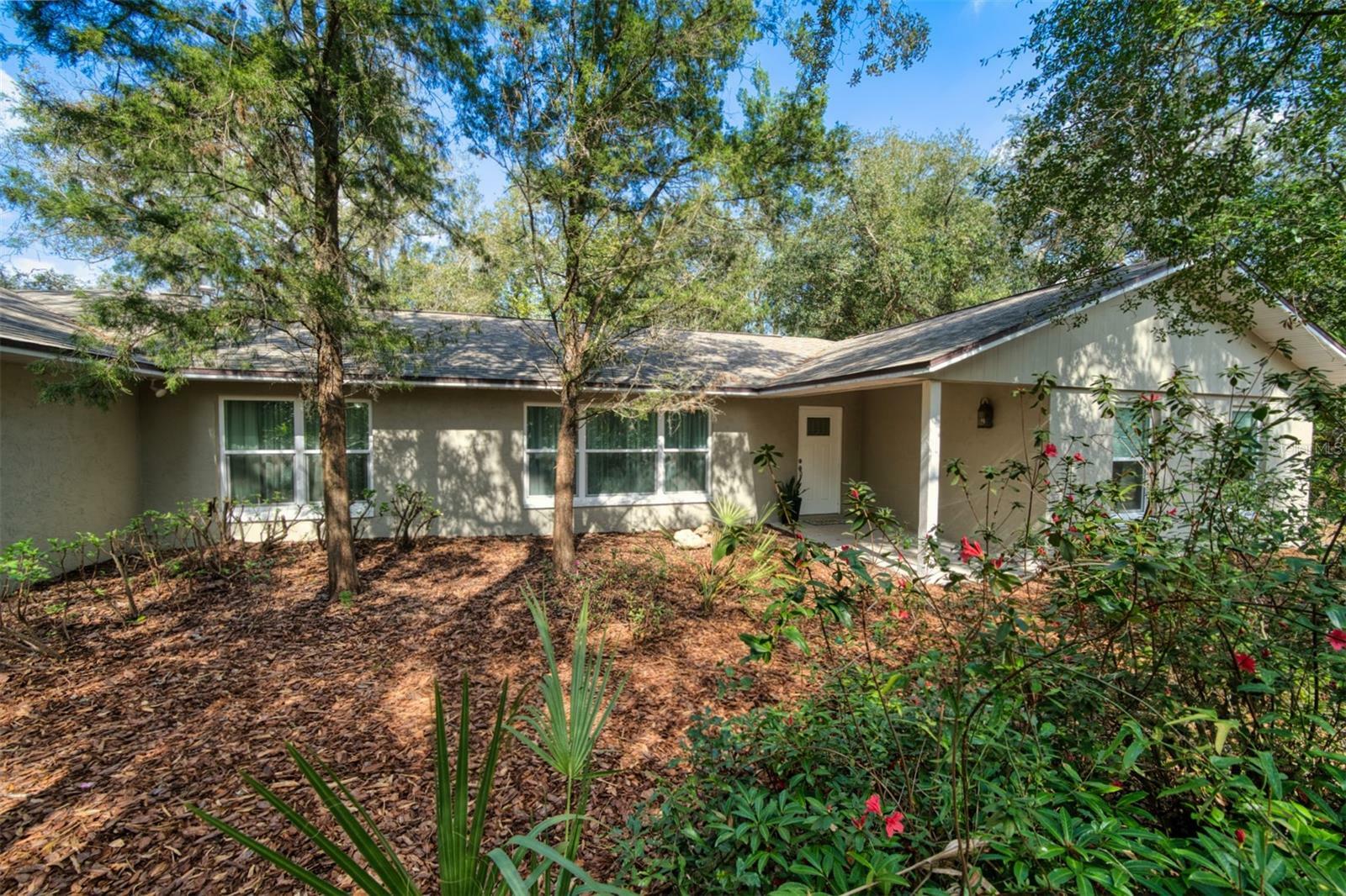 Property Photo:  9311 University Boulevard  FL 32817 