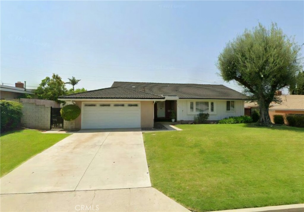 Property Photo:  933 S Fircroft Street  CA 91791 