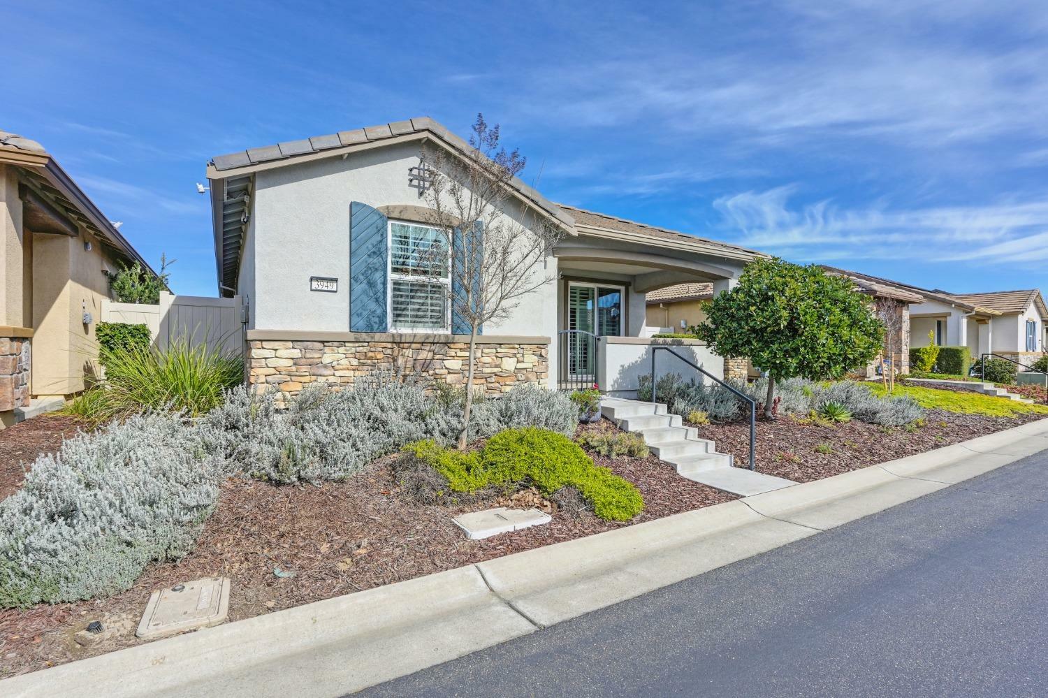 Property Photo:  3949 Crete Island Lane  CA 95834 